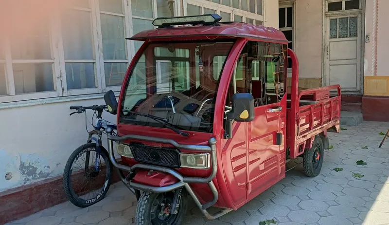 Kabinali yuk elektromotoroller sotiladi — фото 4