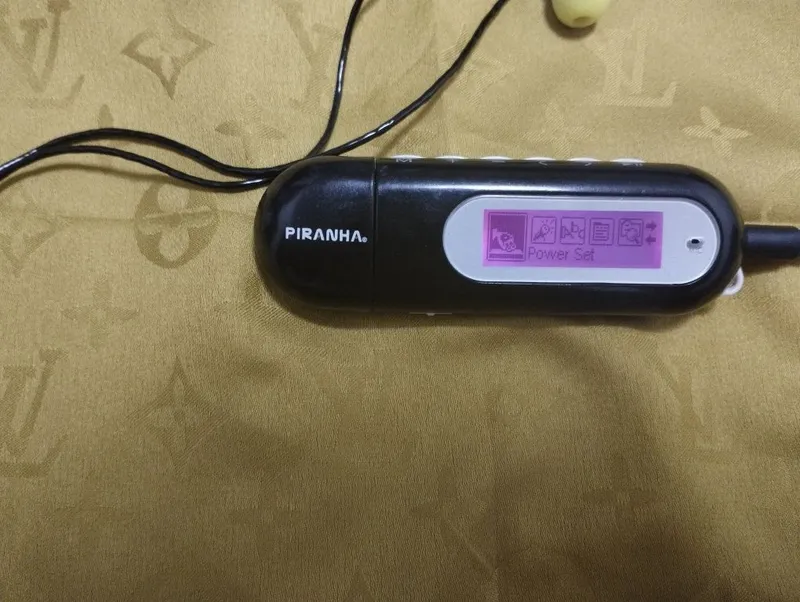 Assalom alekum Mp3 Sotiladi 4gb Diktafon Xam Bor — фото 2