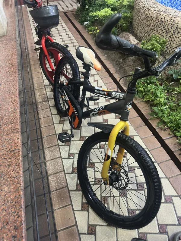 продаю хороший велосопед в хорошом состояни не дорого позвон на номерр