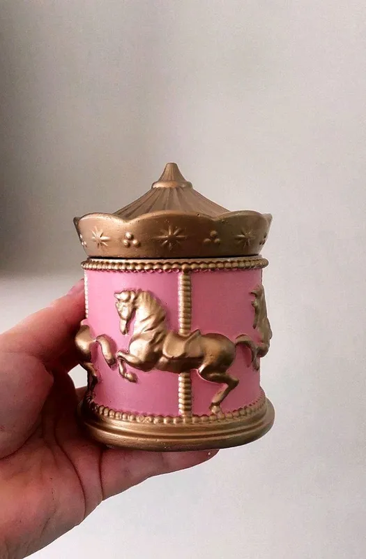 Шкатулка карусель