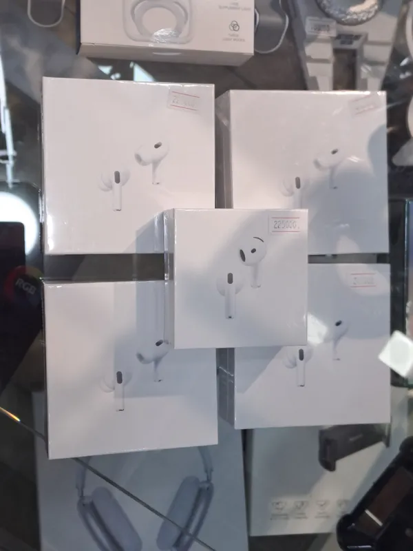 Air Pods 2/1 Air pods 3 Air pods pro 1 Air Pods 2/1 Air pods 3 Air pods pro 1