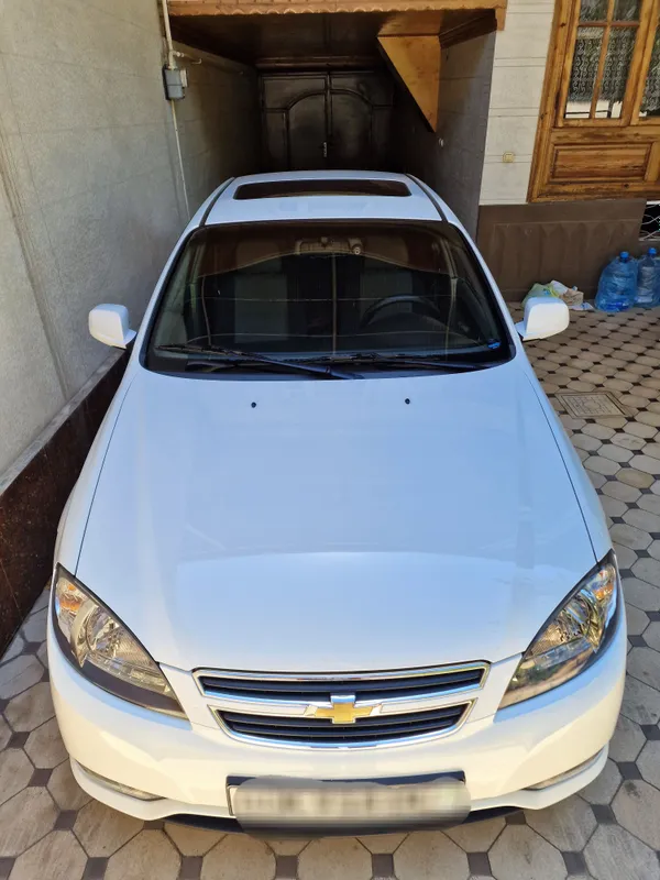 Chevrolet Gentra AT 1