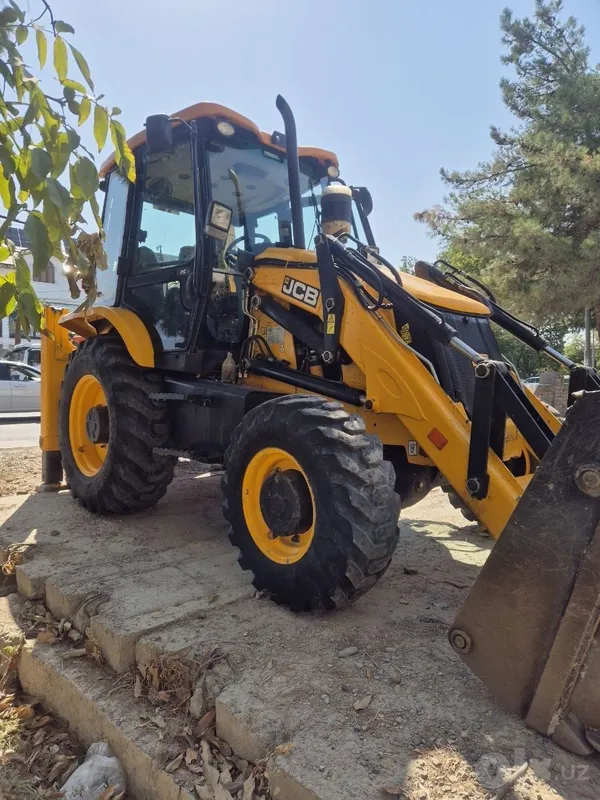 Jcb malutka sotiladi 4 Jcb malutka sotiladi 4