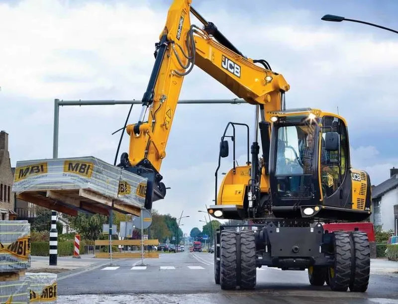 В наличии колесный экскаватор JCB JS145W — фото 1