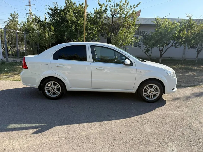 Nexia 3 4 pozitsiyasi holati zor 87.000 yurgan 5