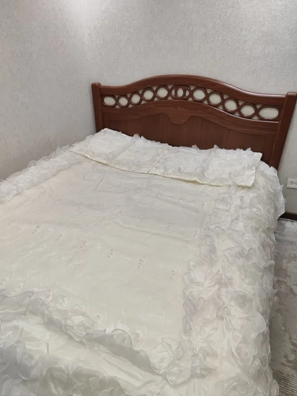 Oq pakreval deyarli yangi