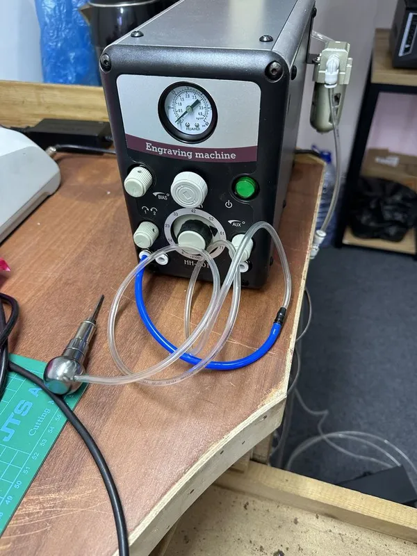 Для гравировка.Engraving machine