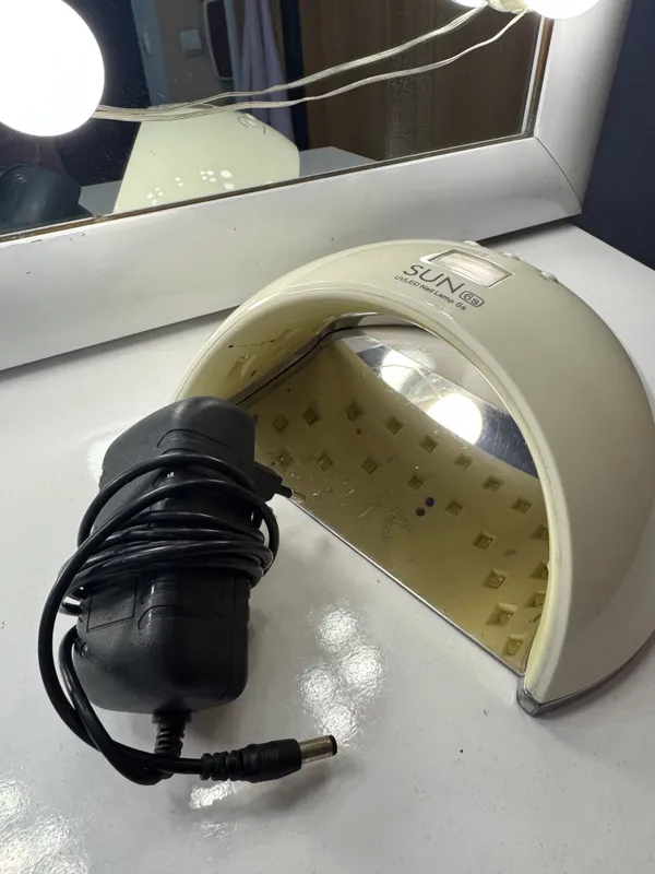 Gel-lakni quritish uchun SUN LED lampa 3