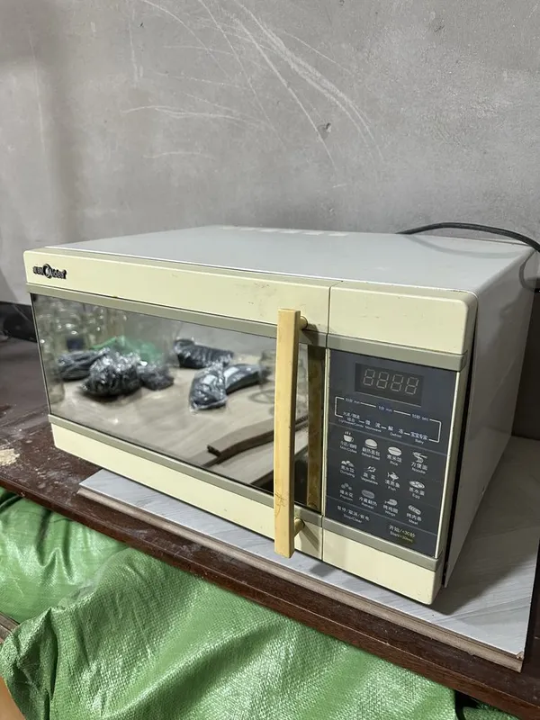 микроволновка Midea 2 микроволновка Midea 2