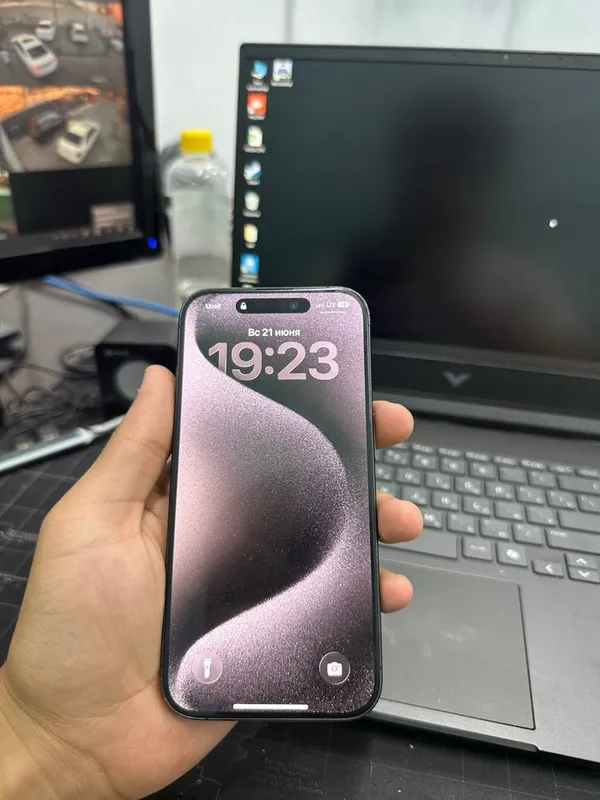 Iphone 15pro sim/esm otkan 2