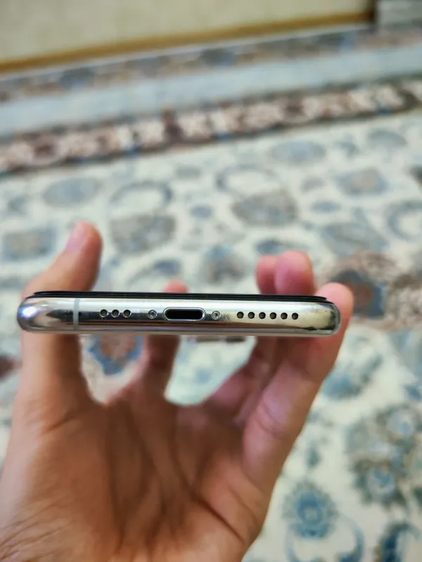 iPhone 11 Pro 2 iPhone 11 Pro 2