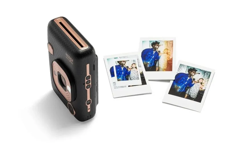Фотоаппарат Instax Mini Liplay с функцией принтера 1