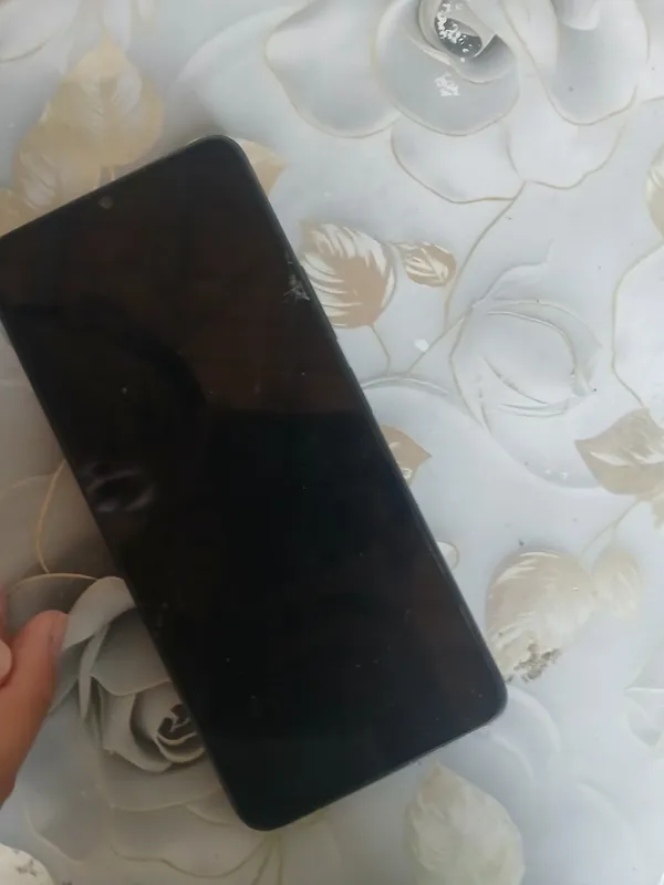 REDMI A3 X 128gb akumlatiri ishlamydi narxi 450000 1 REDMI A3 X 128gb akumlatiri ishlamydi narxi 450000 1