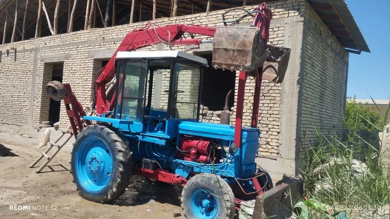 Traktor T28 pagruzchik 5
