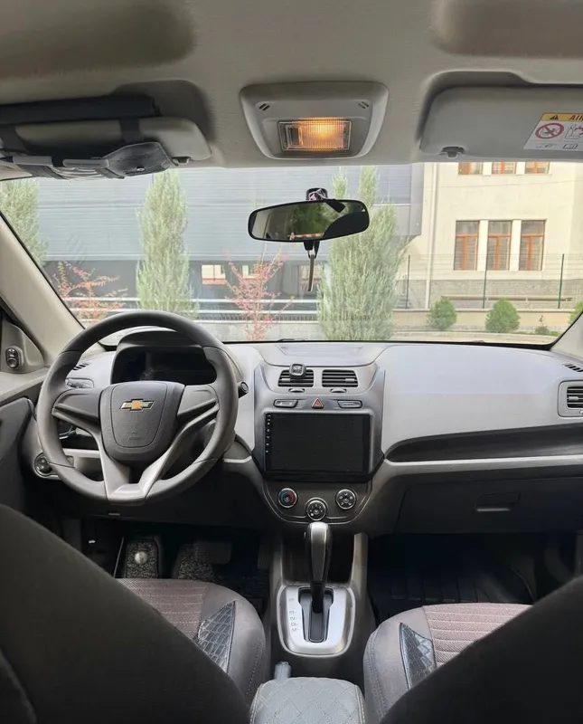 Chevrolet cobalt 6