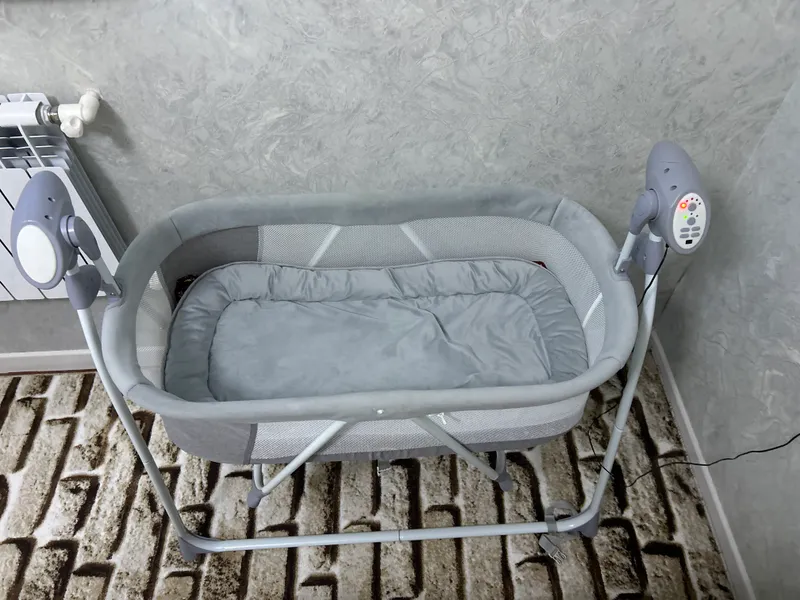 Baby bedside Baby bedside