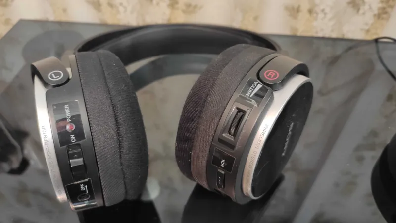 Sony MDR-RF810RK - RF беспроводные наушники — фото 4