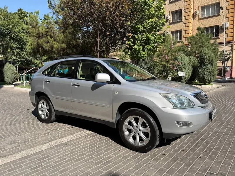 Срочно продается автомобиль Lexus RX 350 7 Срочно продается автомобиль Lexus RX 350 7