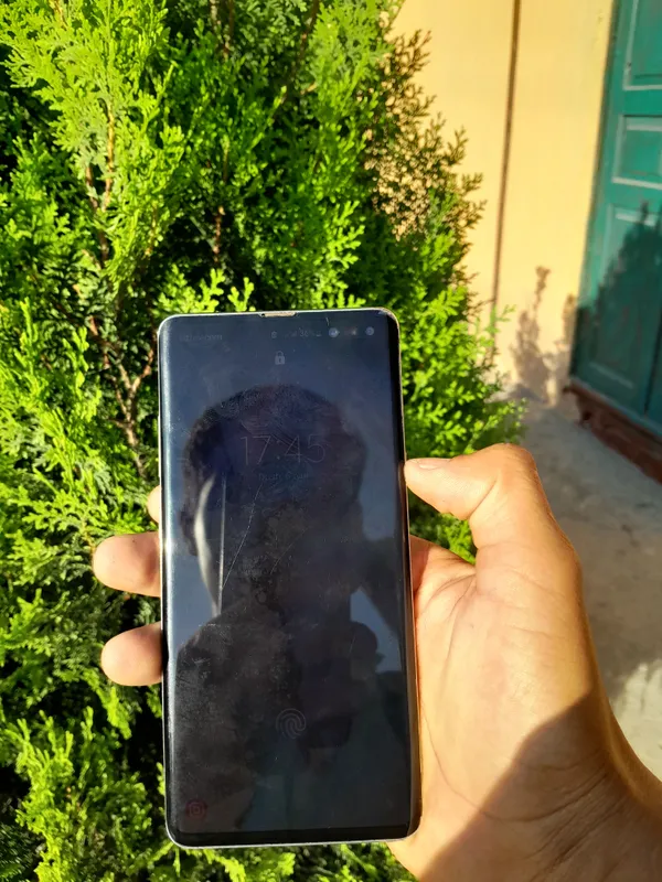 Samsung S10+ 5G 1