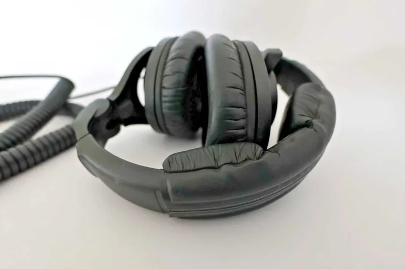 Sennheiser HD 280 Pro – студийные мониторные наушники (Germany) — фото 1