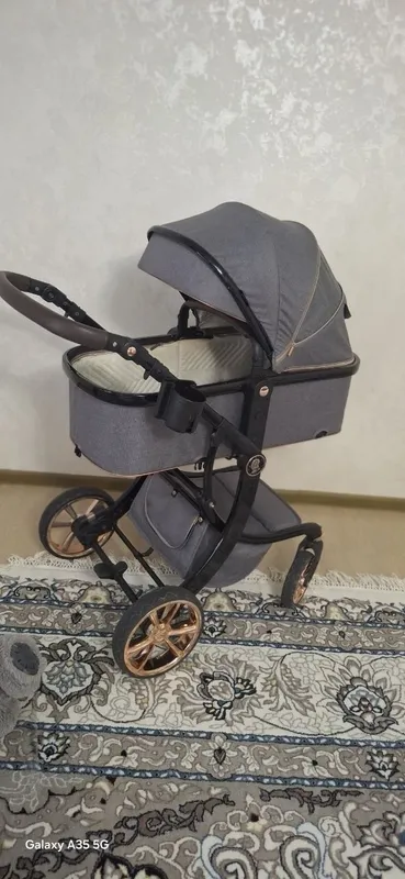 Продаётся Детская коляска 1 Продаётся Детская коляска 1