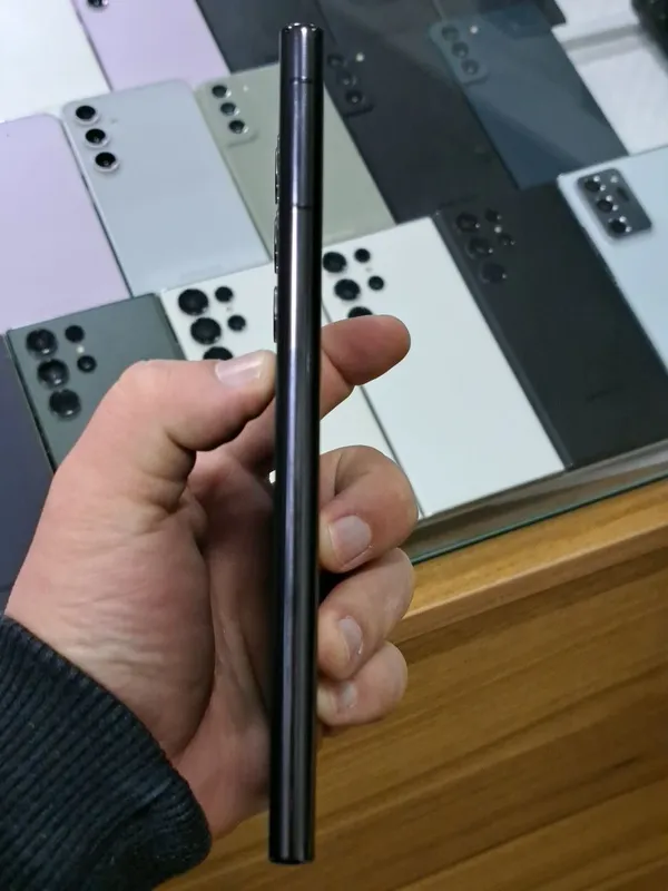 Samsung S22 Ultra память 12/256GB 5