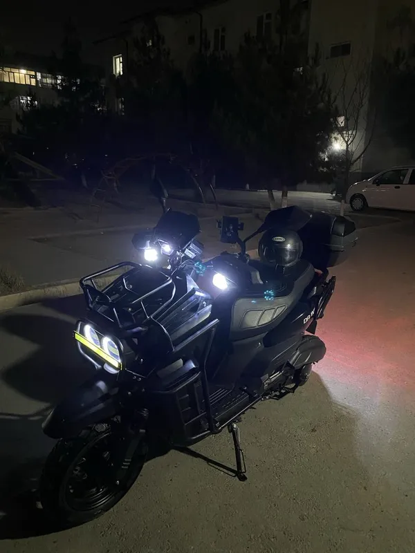 Moto scuter TANKK
