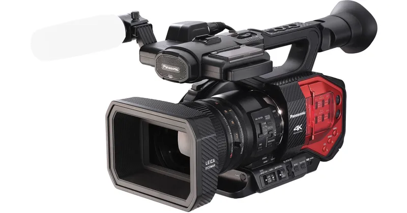 Panasonic AG-DVX200 4K Camcorder 1 Panasonic AG-DVX200 4K Camcorder 1