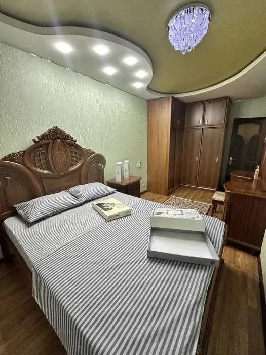 Сдаётся квартира Метро Айбек 2-комнат р-н Мирабадский