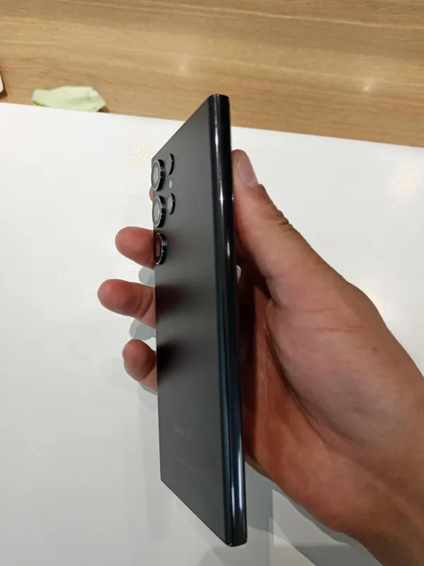 Samsung Galaxy S 23 Ultra 6