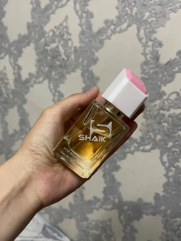 Atir parfyumeriya eau de parfyum