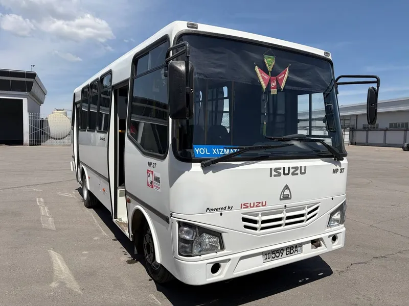 Аренда автобуса ISUZU