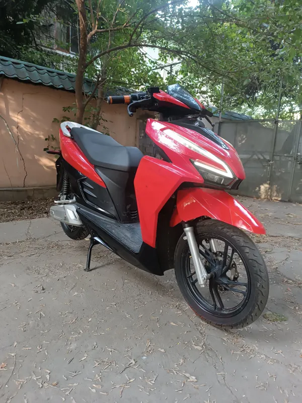 Elektr skuter sotaman, ozgina sarmoya kerak. 2