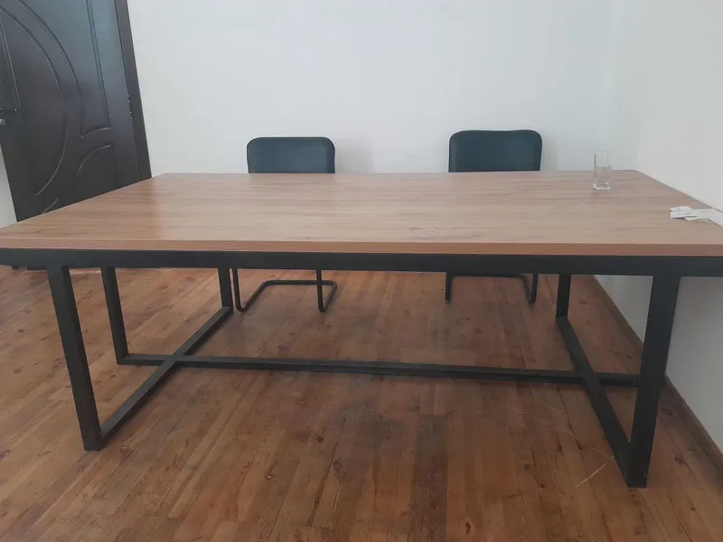 Loft uslubidagi katta ish va yig'ilishlar stoli (130x200 sm) 2