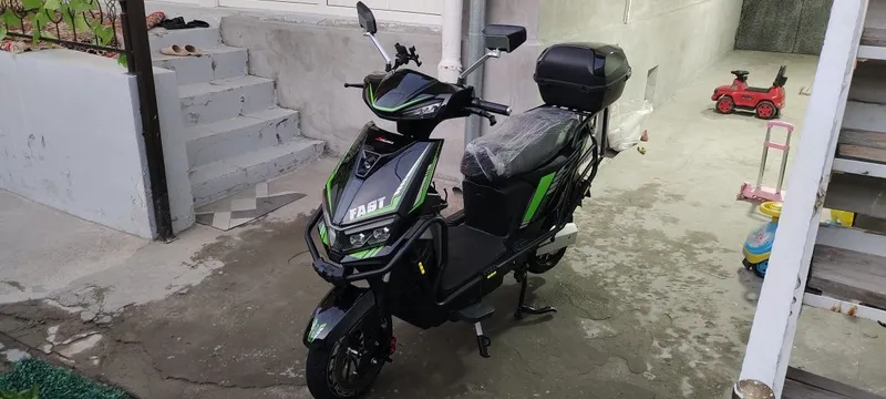 Продаётся электронный скутер. 1000$