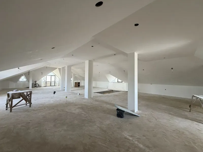 Под частный детский садик 10 соток | Remax Elvina 4