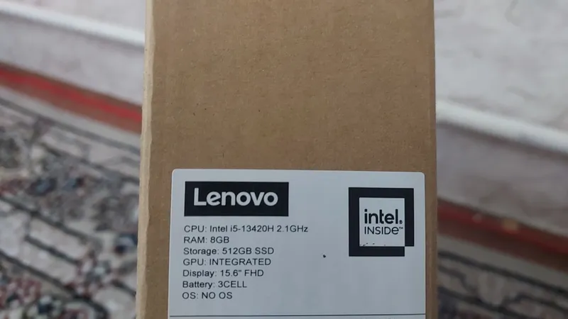 Lenovo Ideapad Slim3 i5-13420H 8 Lenovo Ideapad Slim3 i5-13420H 8
