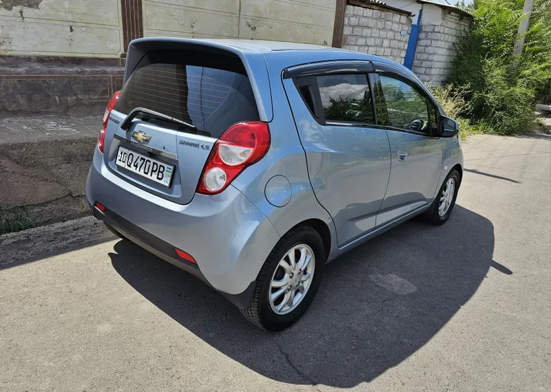 Срочно spark 1.0 автомат в отличном состоянии с маленьким пробегом 3