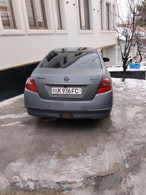 Nissan Teana sotiladi 2