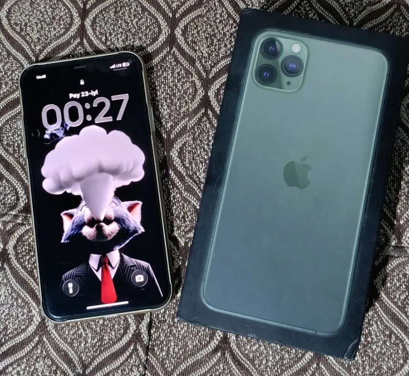 IPHONE 11PRO MAX 2