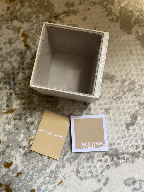 Часы Michael Kors 4 Часы Michael Kors 4