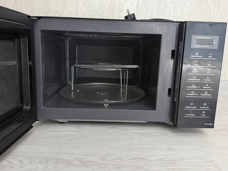 Микроволновая печь Panasonic 4 Микроволновая печь Panasonic 4