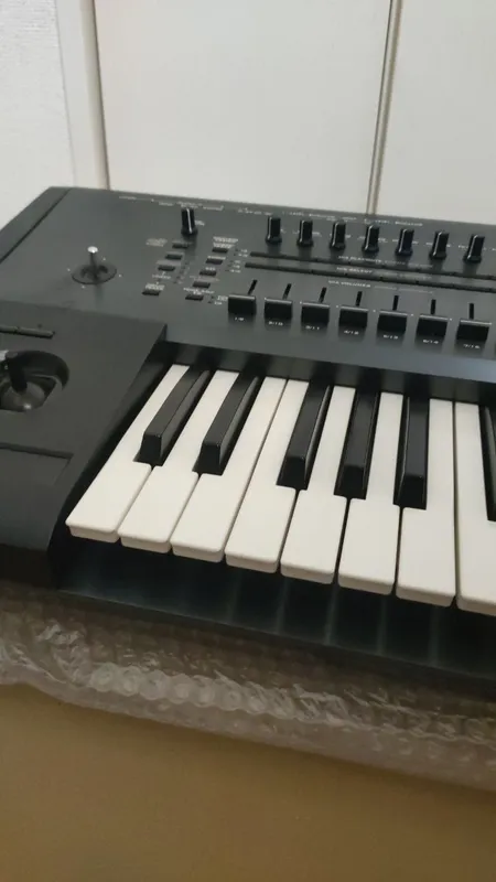 Korg kronos 1 ideal