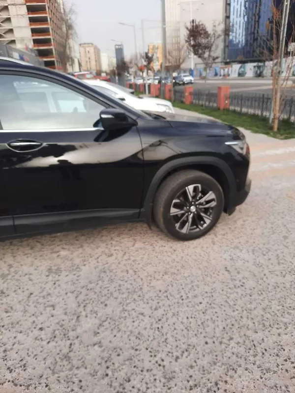 Chevrolet Tracker 2 Premier sotiladi! 2023-yil 2