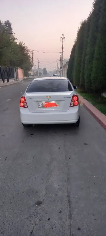 Белый Lacetti, 2-я позиция 3 Белый Lacetti, 2-я позиция 3