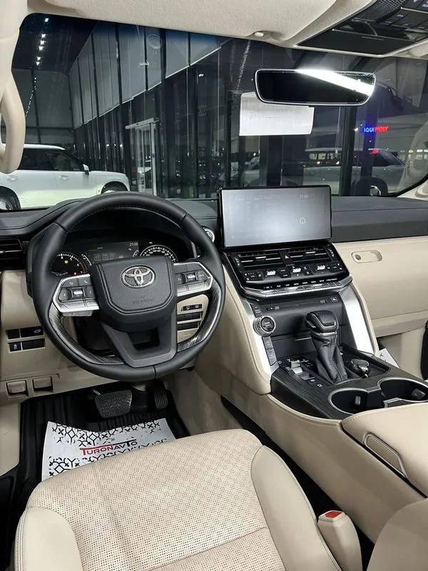Toyota LC300 в Ташкенте — фото 4