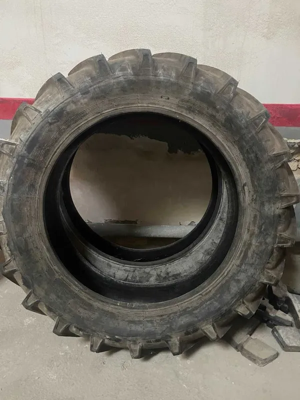 Шина трактор МТЗ-82, 155 R 38, новая. 1 Шина трактор МТЗ-82, 155 R 38, новая. 1