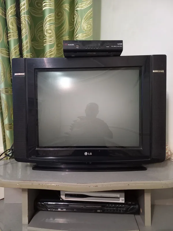 Продаётся телевизор LG