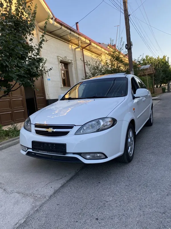 Jentra oq 3 paditsia aftomat abes luk 4 paklena gaz bor 1