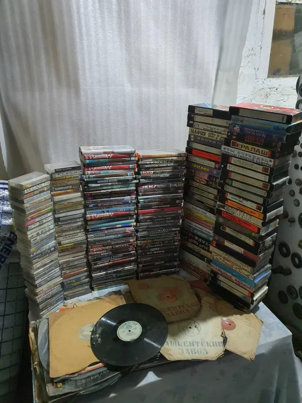 Аудио Видео Кассеты DVD Диски Пластинки — фото 3